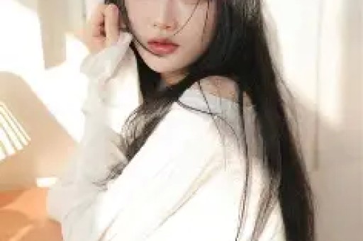 电梯门女主又爆猛料！而后她账号被封了……